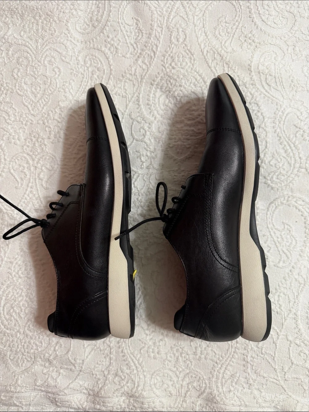 Florsheim Transit Cap Toe Oxfords Size 11 Mens Black Leather White Trim